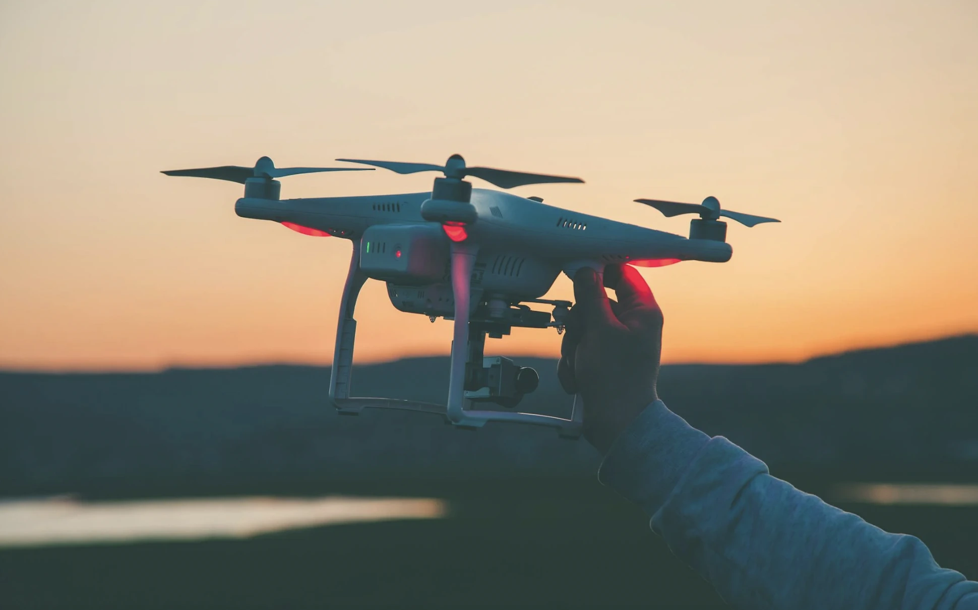 DJI Pozwał Pentagon za Twierdzenia o Powiązaniach z Chińskim Wojskiem