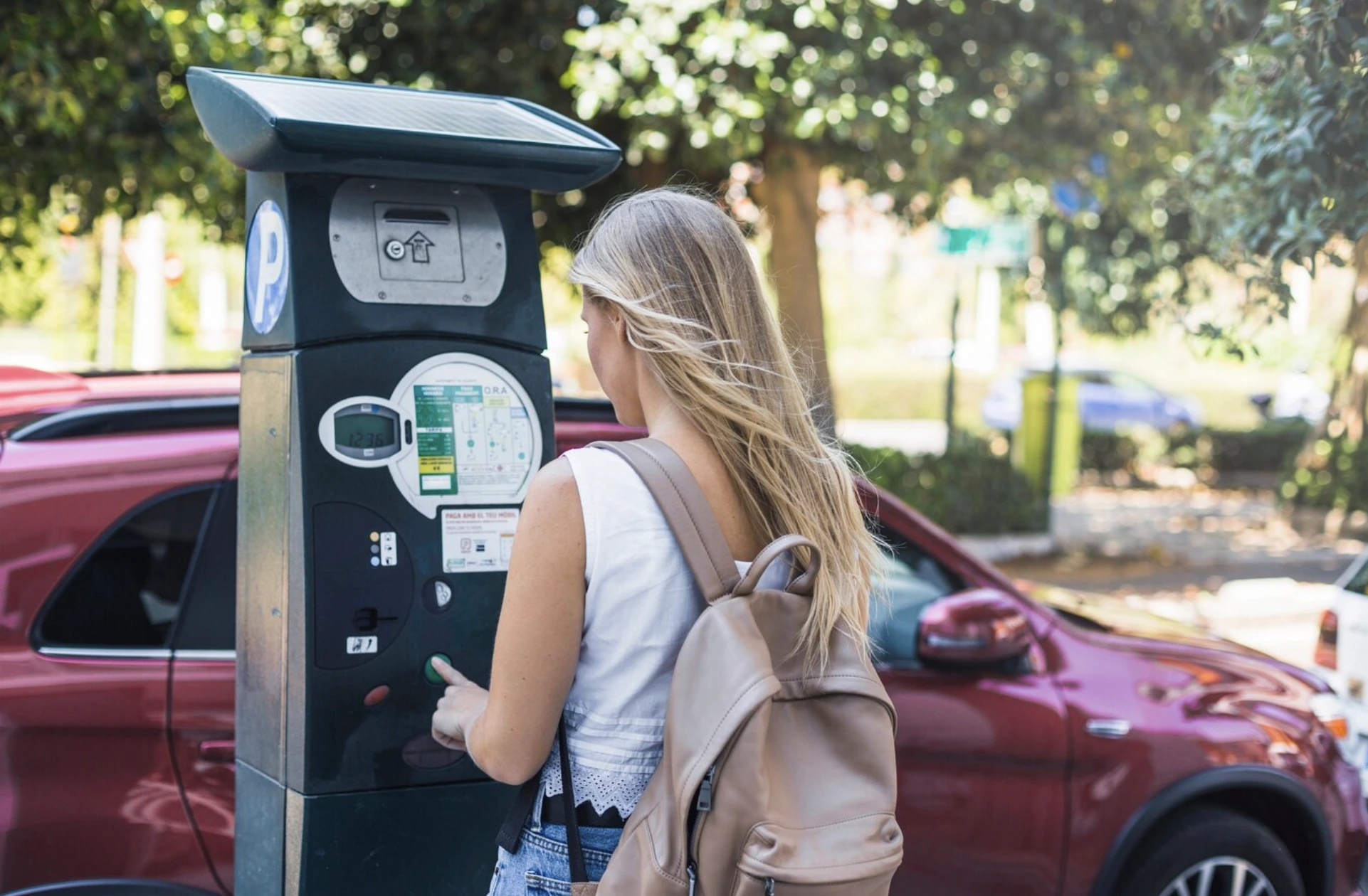 Rosnąca liczba oszustw z wykorzystaniem kodów QR na parkometrach