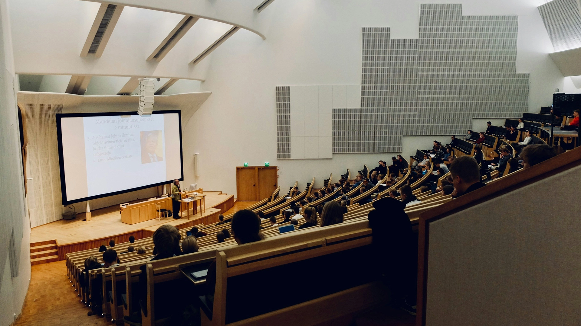 Anthropic uruchamia ‚Claude for Education’ dla uniwersytetów