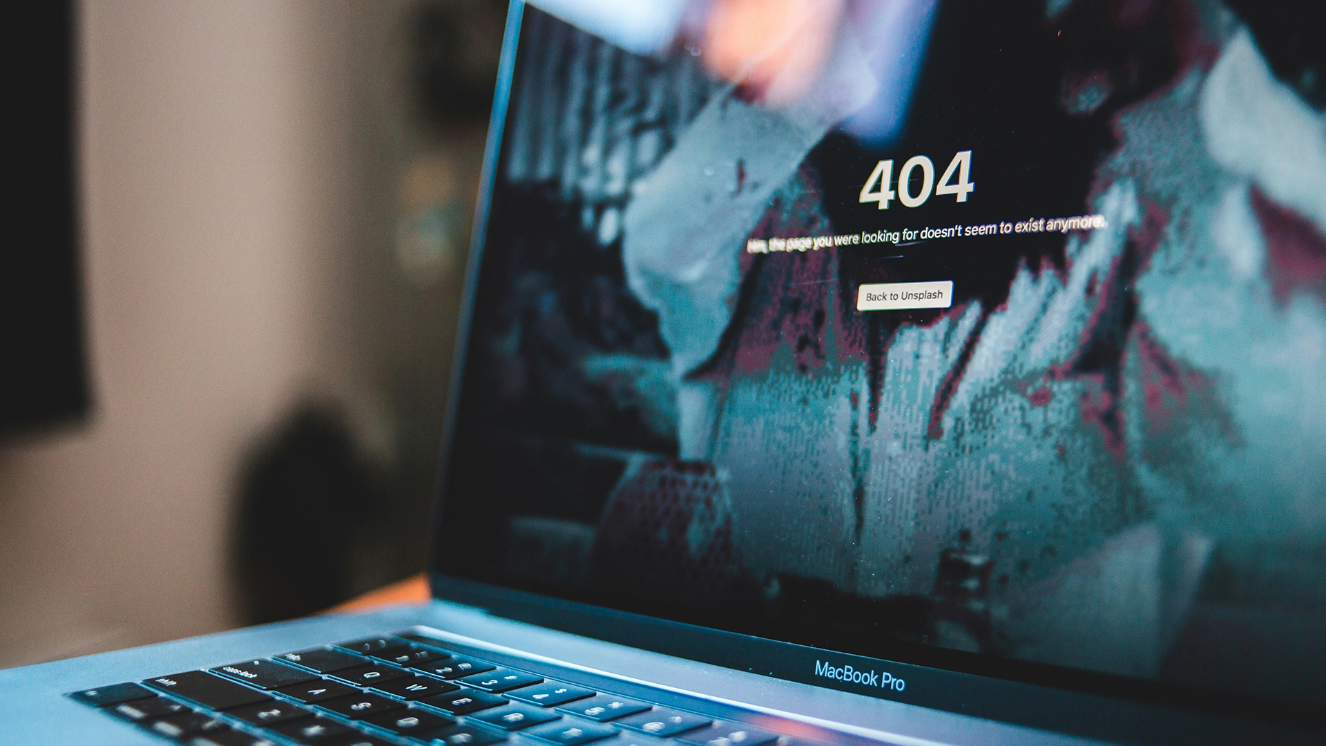 Wyzwanie TikTok na Chromebooku Wywołuje Pożary w Szkolach