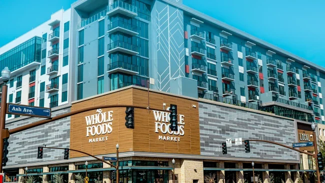 Hakerzy zaatakowali UNFI, głównego dystrybutora żywności dla Whole Foods i amerykańskiej armii