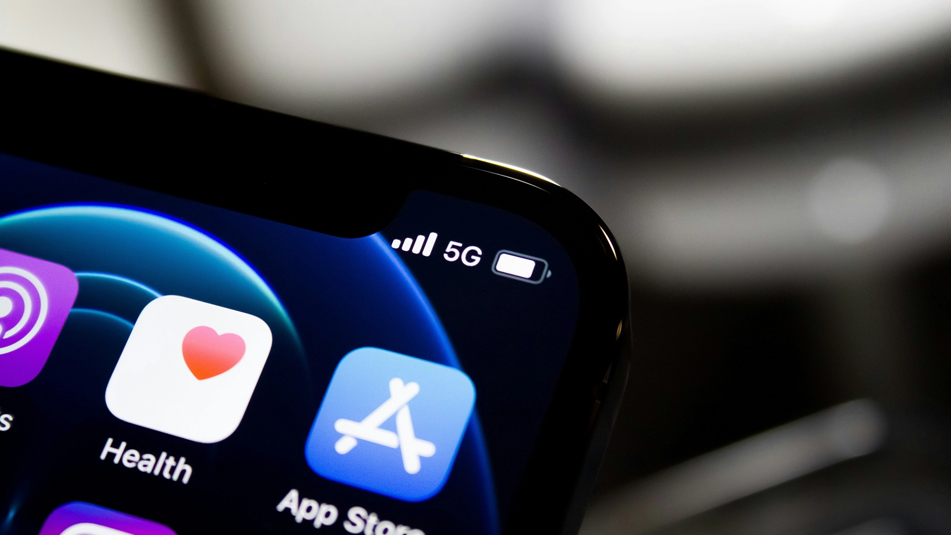 Nowy szpiegujący program „SparkKitty” atakuje portfele kryptowalut poprzez App Store i Google Play