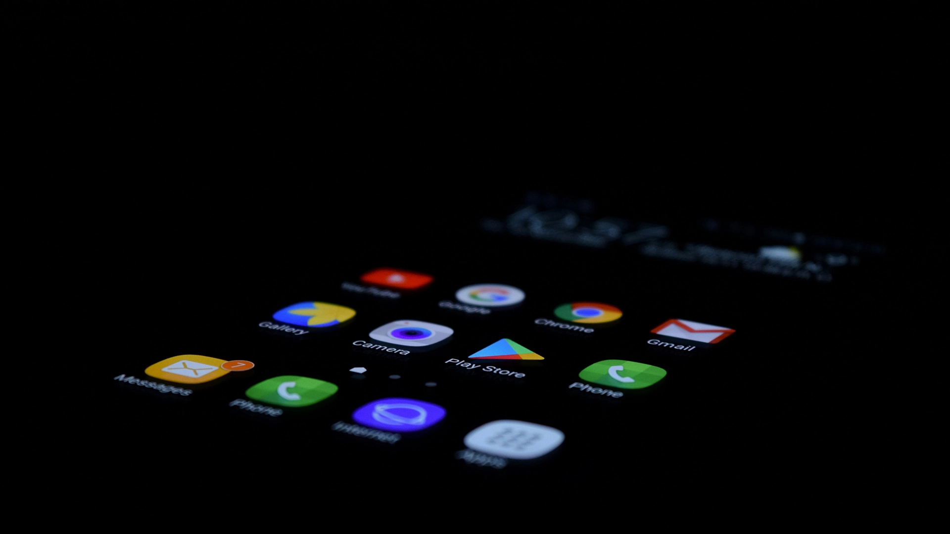 Masywna Kampania Oszustwa z Reklamami Mobilnymi Ukryta w Aplikacjach Google Play