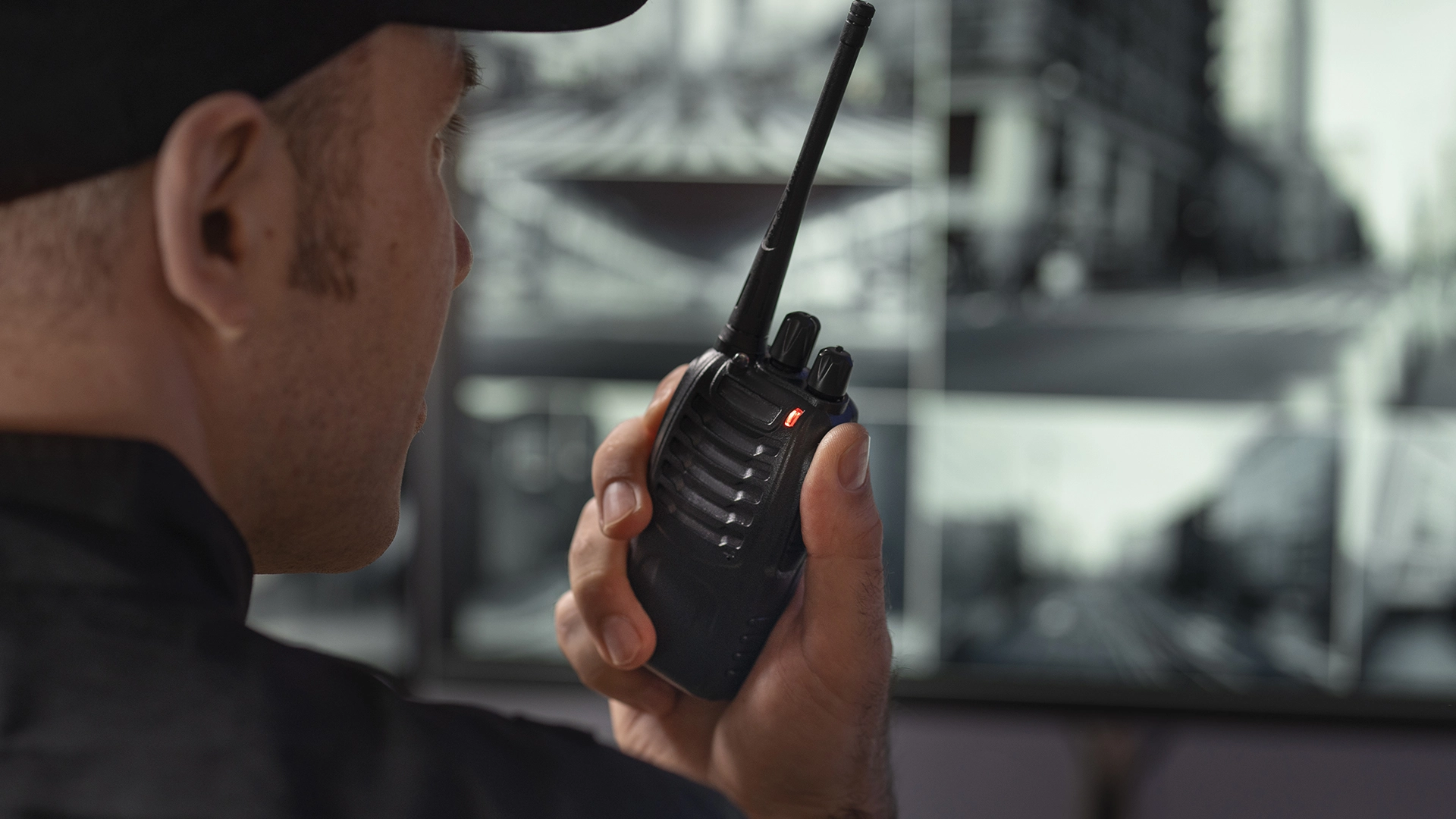 Policja i wojsko korzystają z radiostacji, które używają łatwo złamanych kluczy szyfrujących